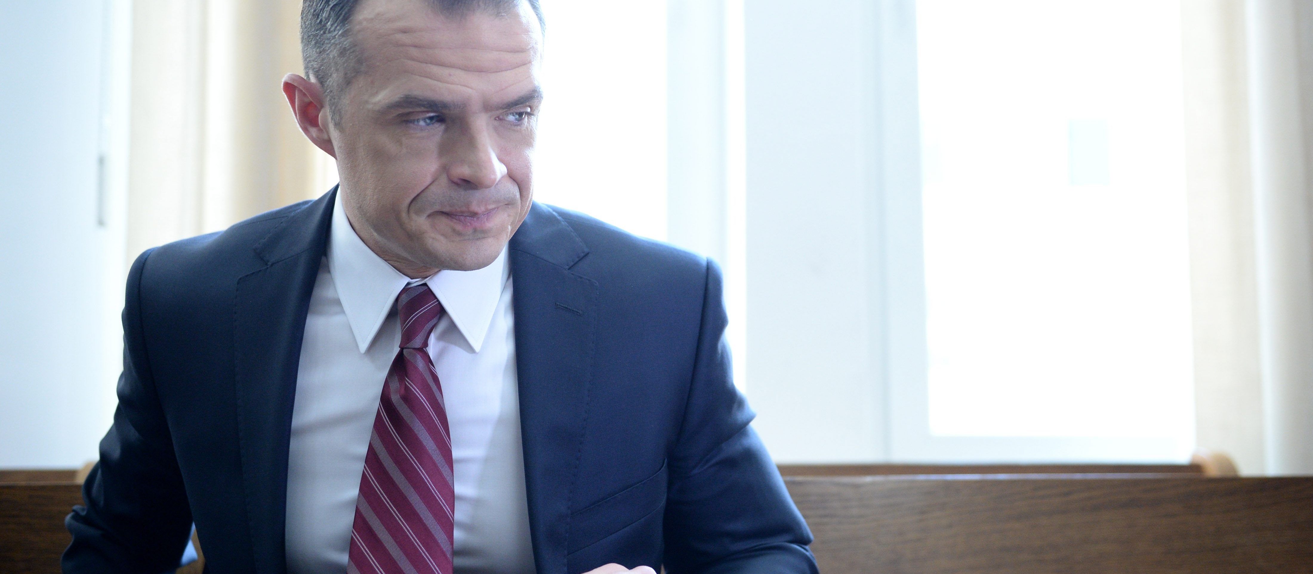 Śledczy nie odpuszczą Sławomirowi Nowakowi. Prokuratura komentuje umorzenie polskiego wątku afery