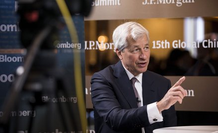 Jamie Dimon, prezes JPMorgan Chase, widzi zagrożenia na rynku kredytu prywatnego. Jednak cały dług s