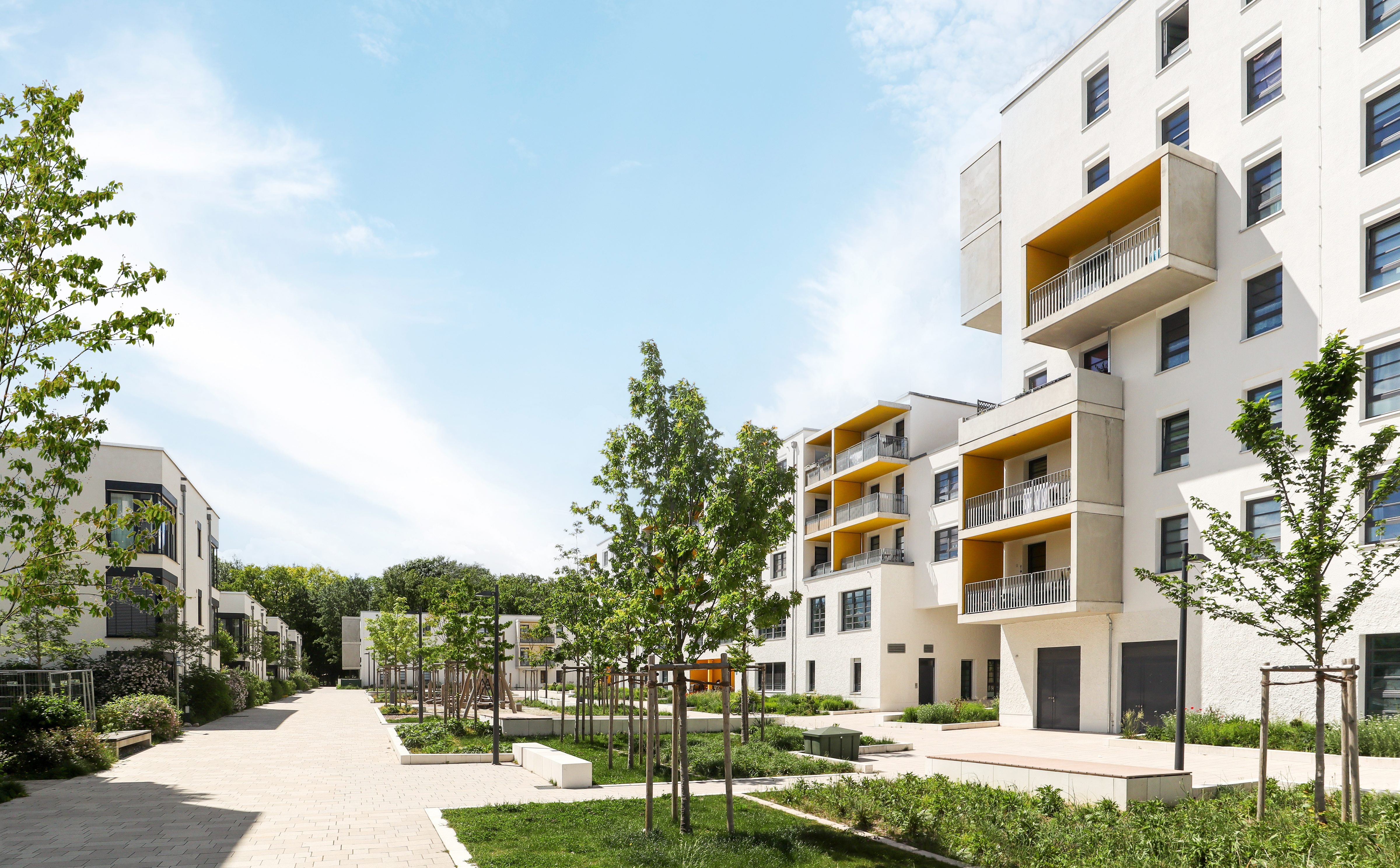 Ile trzeba mieć na niedrogi dach nad głową