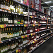 Jak mają wyglądać miejsca sprzedaży ?i spożywania alkoholu - nielegalna uchwała rady gminy