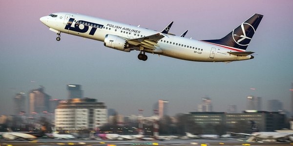 Pfizer dispute freezes 5 bn PLN for Poland as creditors target aviation assets