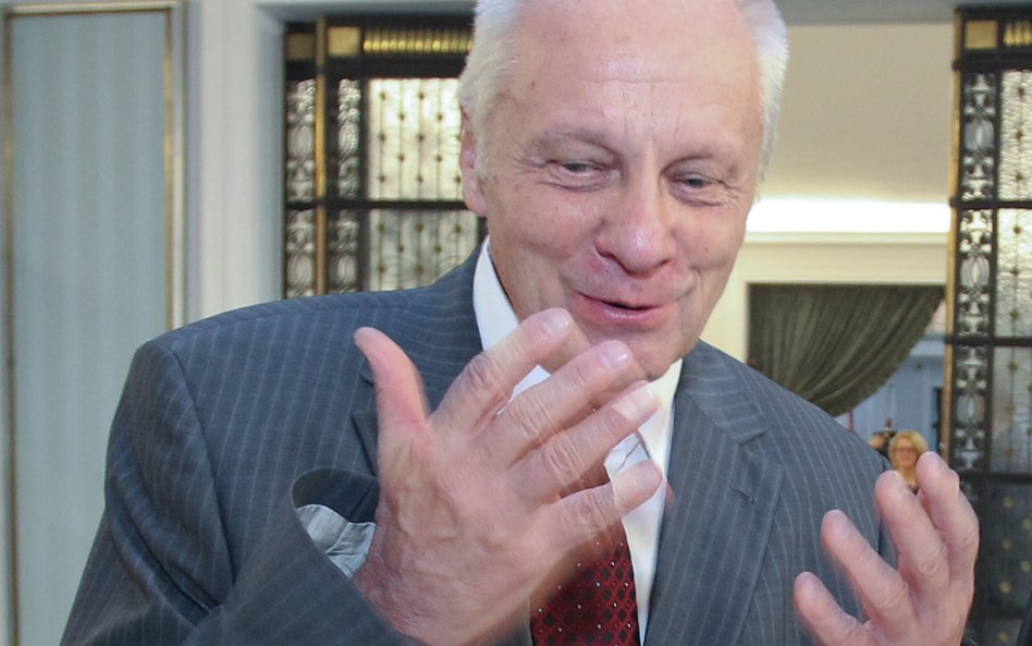 Stefan Niesiołowski o abp Józefie Michaliku: To krętacz