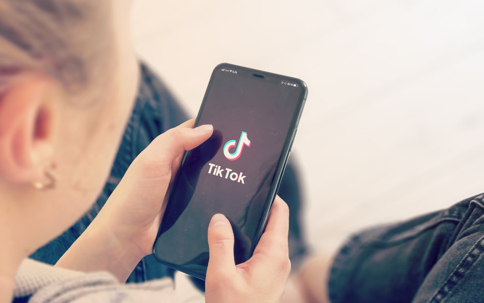 TikTok na wojnie z fonograficznymi gigantami