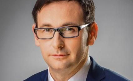 Daniel Obajtek prezes PKN Orlen Koncern specjalizuje się m.in. w produkcji polichlorku winylu, polie