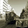 Kadr z filmu „Warszawa 1935” przedstawia skrzyżowanie ulic Marszałkowskiej i Świętokrzyskiej
