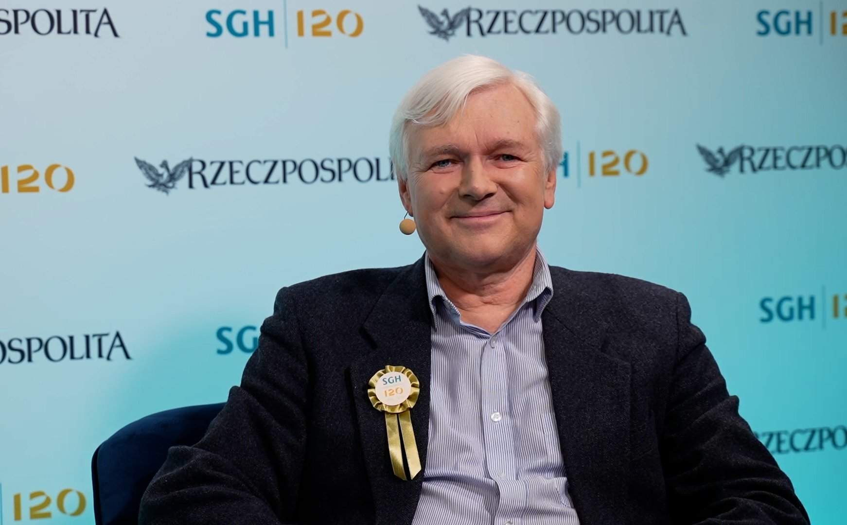 Wsie nie patrzą w przyszłość z optymizmem, duże miasta są zadowolone | OEES 2025