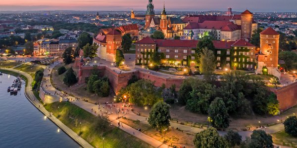 Estera Flieger: Jak myśleć o Polsce. Jak o niej opowiedzieć