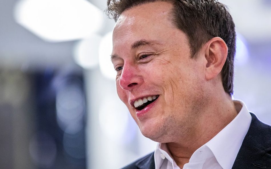 Elon Musk blisko zarobienia 700 mln dolarów