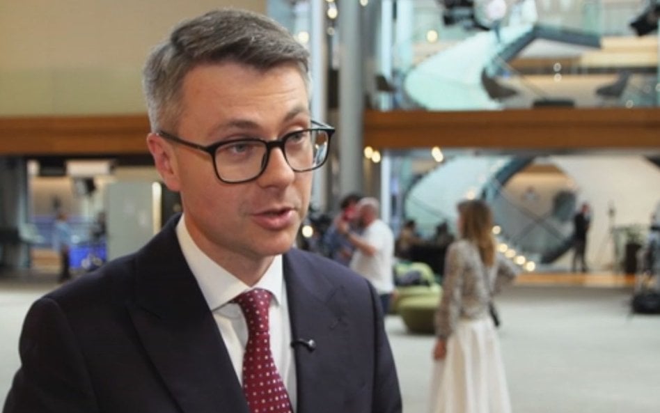 Ruroposeł Prawa i Sprawiedliwości Piotr Müller spędzi wakacje na rodzinnym Pomorzu