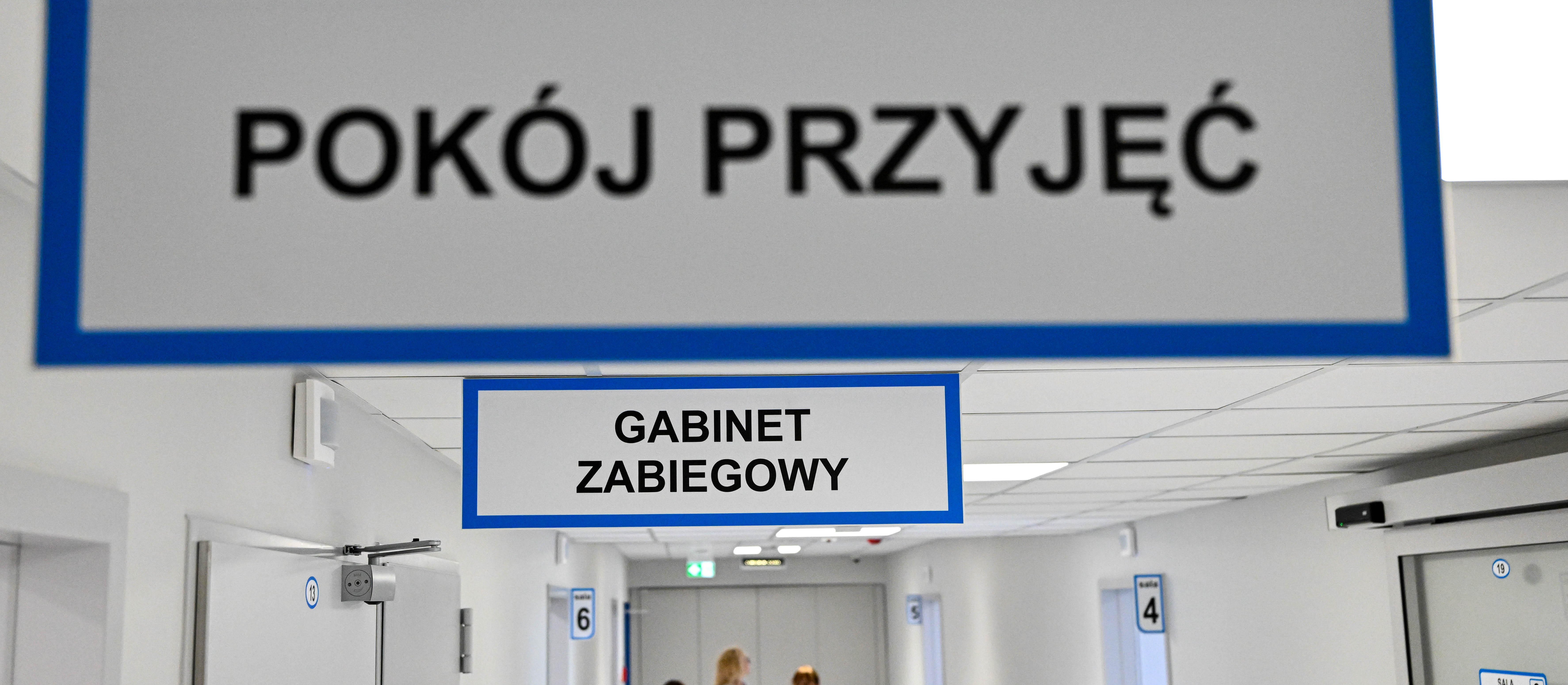 Nowe dane o zarobkach pielęgniarek. Mediana w najwyższej grupie to ponad 15 tys, zł