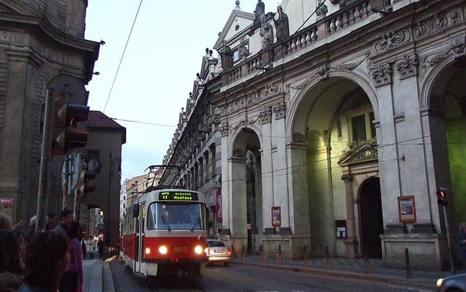 Praski trwamwaj. jeszcze bez dostępu do Internetu (fot. TravelEden)