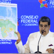 Nicolas Maduro pokazuje nową mapę Wenezueli