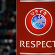 UEFA już nie grozi palcem