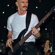 Tony Levin jest obecnie basistą King Crimson, wcześniej współpracował z takimi gwiazdami jak Peter G