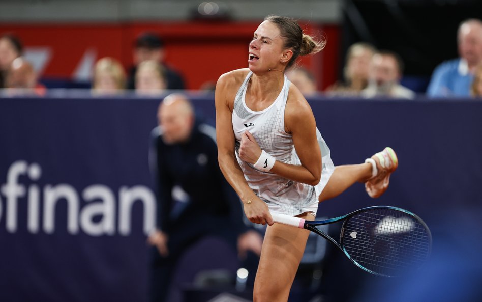 Magda Linette w finale ze Sloane Stephens