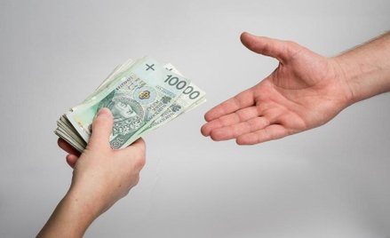 Rzecznik Finansowy: Powstała infolinia do zgłaszania nieuczciwych praktyk