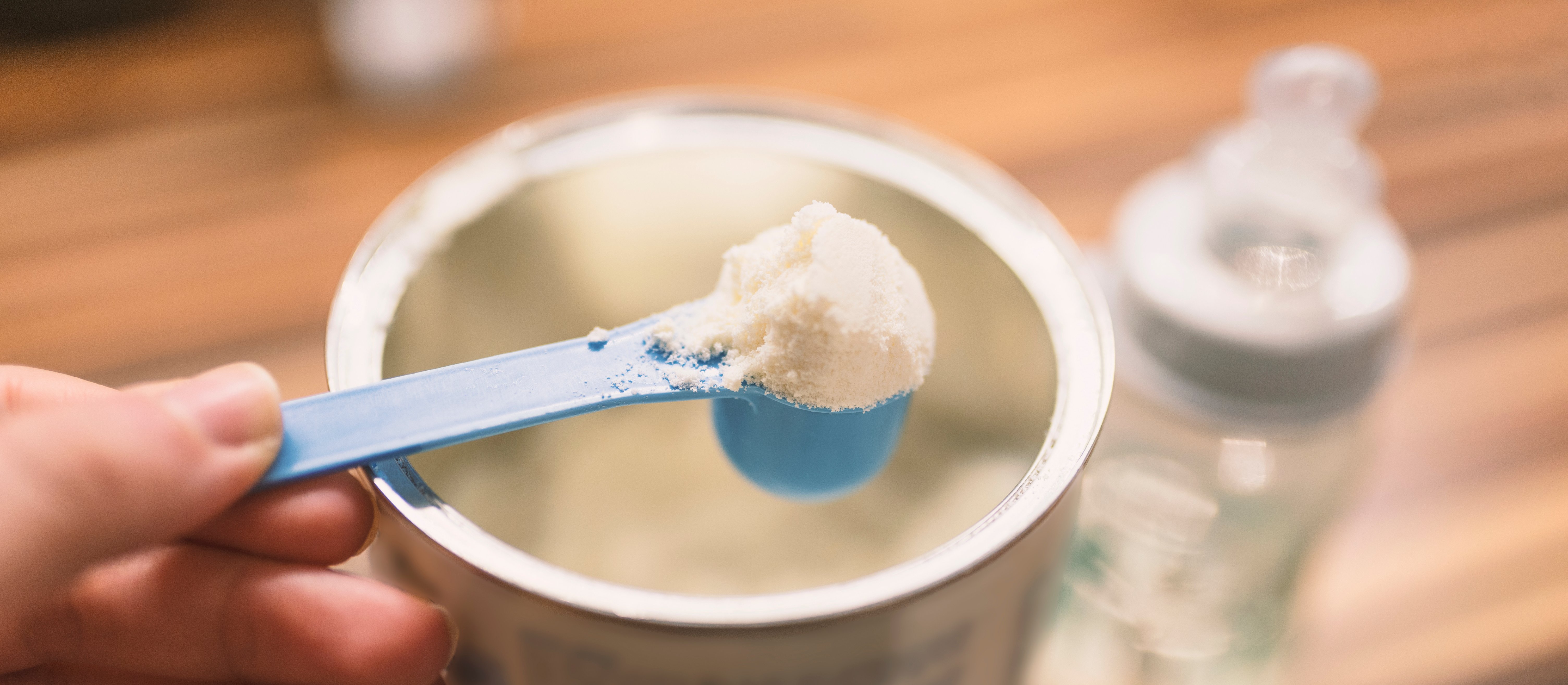 Toksyna w mleku modyfikowanym dla dzieci. 36 przypadków w Wielkiej Brytanii, czy problem dotyczy Polski?