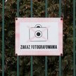 Tabliczka z informacją o zakazie fotografowania