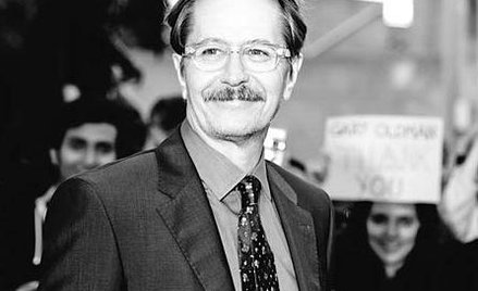 Facet, który niejedno przeżył - Gary Oldman o nowym filmie Szpieg