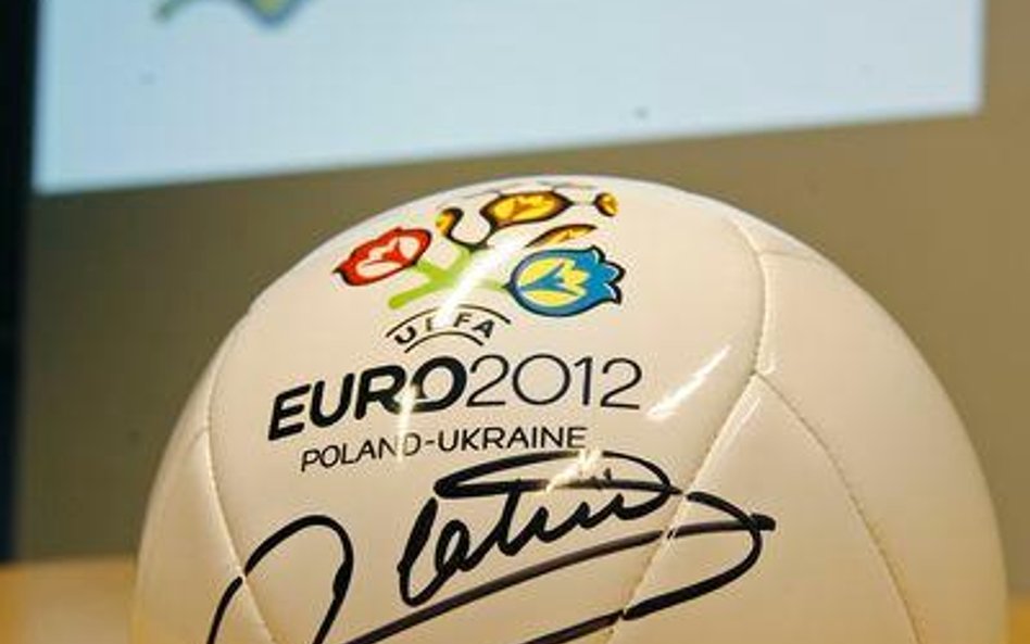 Znaki z Euro 2012 tylko dla UEFA