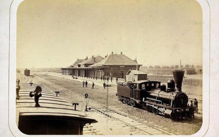 Maksymilian Fajans. Dworzec drogi żelaznej nadwiślańskiej na stacji Praga. Widok od strony torów kol