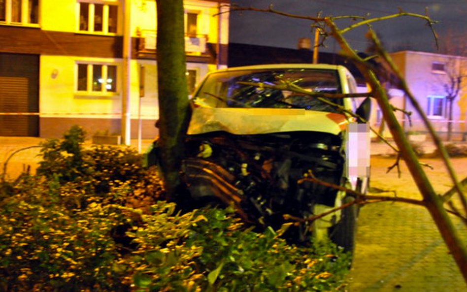 Tragiczny pościg na Mazowszu. Ścigany nie żyje, ranni policjanci