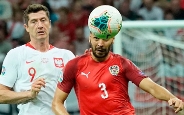 Robert Lewandowski jako jeden z niewielu polskich piłkarzy po meczu z Austrią nie był zadowolony. Ob