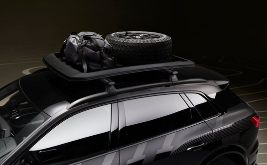 Audi Q8 E-Tron Edition Dakar