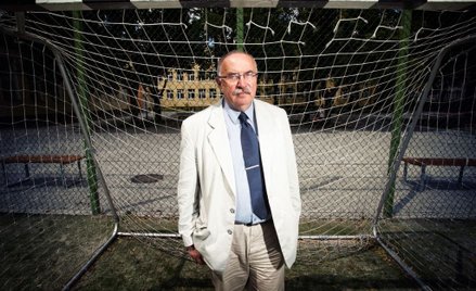 Piłka: Jak wymusić na PiS zakaz aborcji