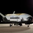 Bezzałogowy wahadłowiec X-37B wylądował na pasie Centrum Lotów Kosmicznych na Cape Canaveral na Flor