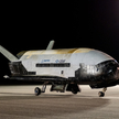 Bezzałogowy wahadłowiec X-37B wylądował na pasie Centrum Lotów Kosmicznych na Cape Canaveral na Flor