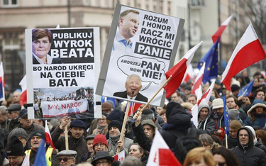 Sondaż: Polacy mają duży problem z nienawiścią