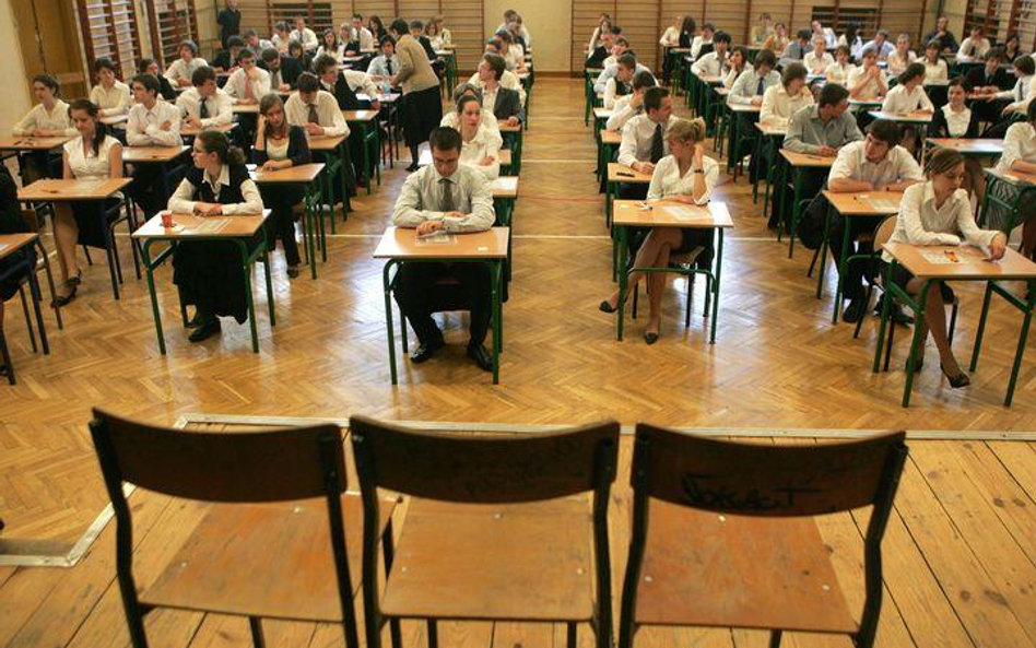 Od przyszłego roku wszyscy uczniowie bedą zdawać maturę z matematyki