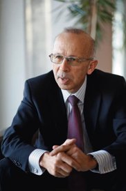 Wiesław Rozłucki szef rady nadzorczej XTPL Wieloletni prezes GPW. Obecnie pełni funkcję prezesa zarz