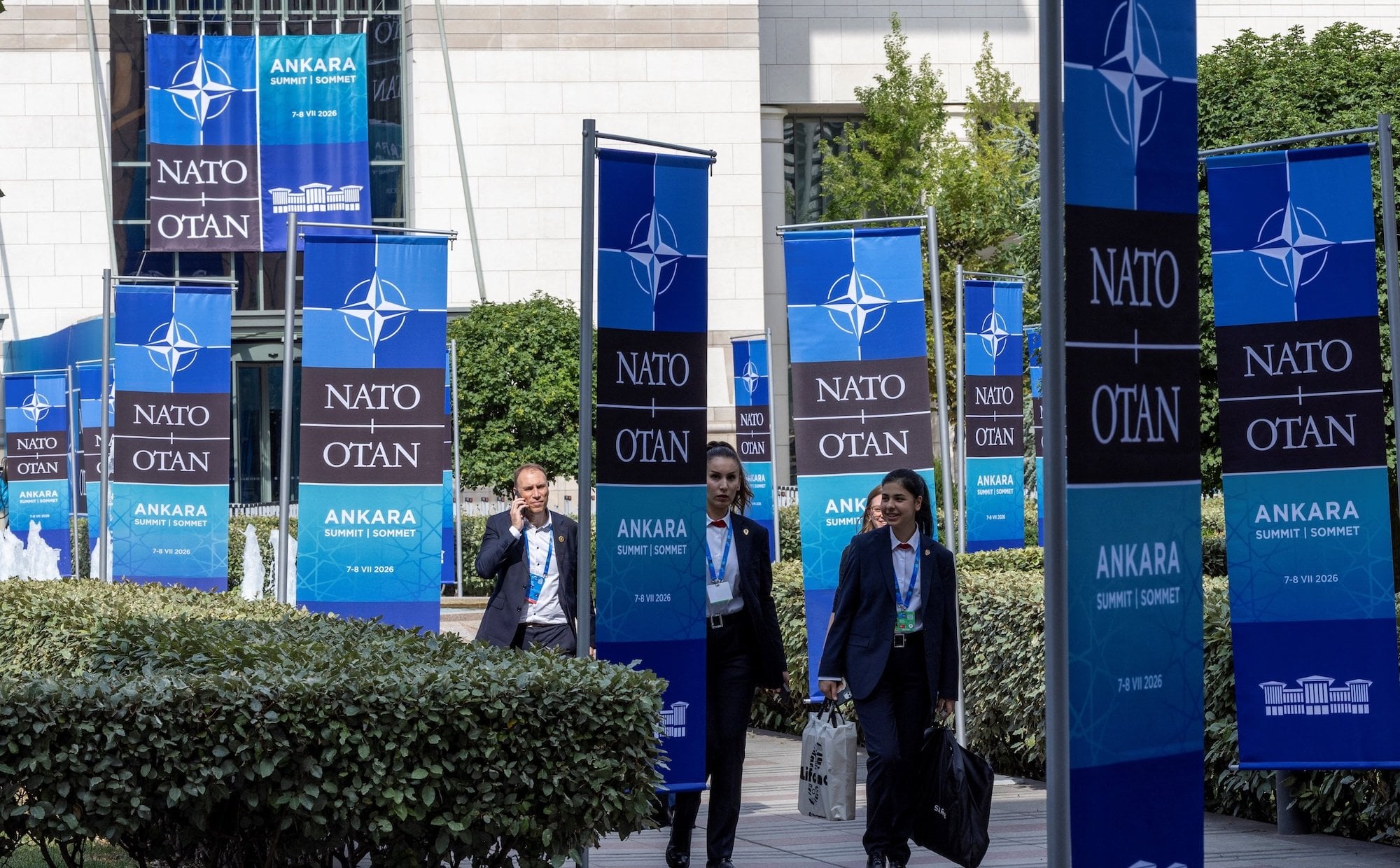 Szczyt NATO w Ankarze: Europa chce poznać plan Trumpa
