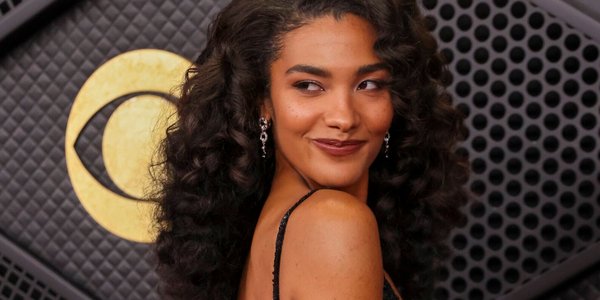 Olivia Dean laureatką Grammy. Oto, co musiała pokonać, by osiągnąć sukces