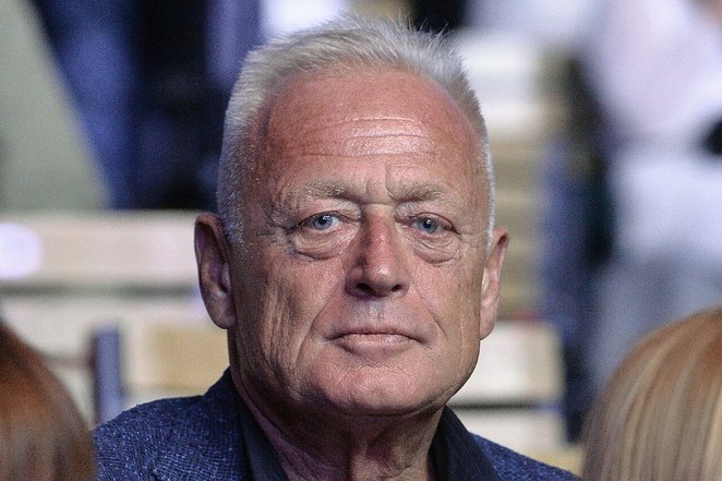 Media przypominają, że za procesem jej „wybudzenia” stali ludzie powiązani z Ryszardem Krauzem