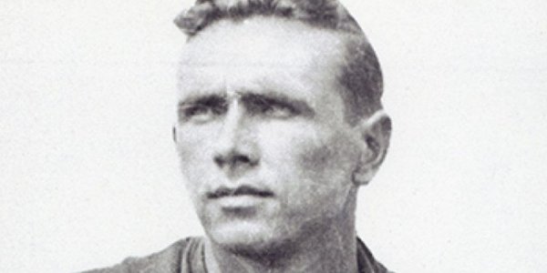 Jerzy Iwanow-Szajnowicz – śmierć w cieniu Akropolu