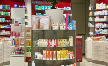 Znana marka kosmetyków Revlon bankrutem. Chroni się przed wierzycielami