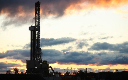 Przy niestabilnych cenach ropy naftowej, firmy wydobywające gaz z łupków potrzebują tańszych technol