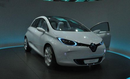 Całkowicie elektryczny Renault ZOE ma akumulatory umieszczone pod podłogą