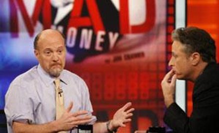 Od lewej: Jim Cramer ("Mad Money" CNBC, Jon Stewart ( "The Daily Show", Comedy Central)