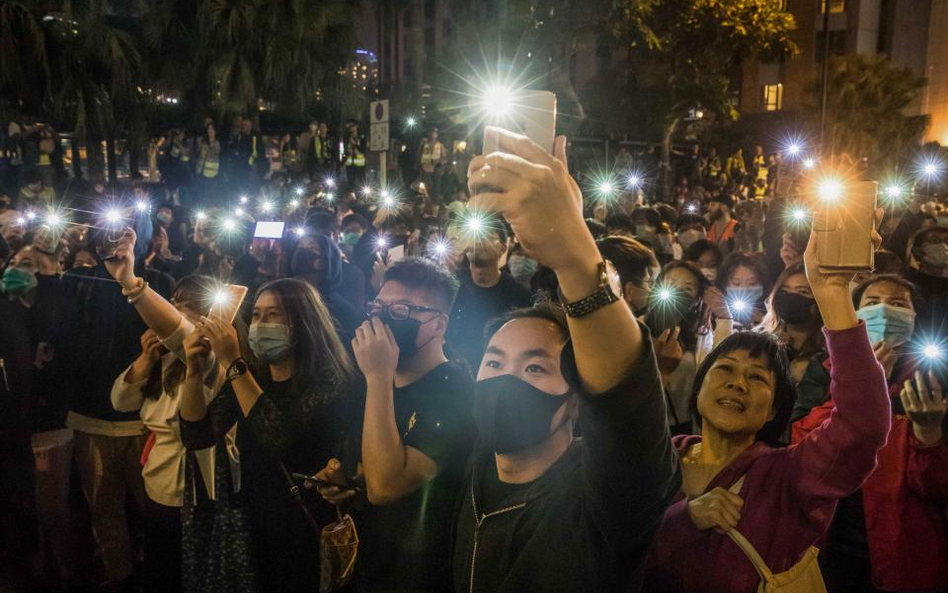 Hongkong. Zwyżki po wyborach