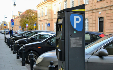 Miasta liczą zyski z wyższych opłat za parkowanie