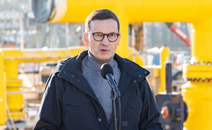 Mateusz Morawiecki (na zdj. podczas marcowej wizyty w budowanej w Goleniowie tłoczni gazu gazociągu 