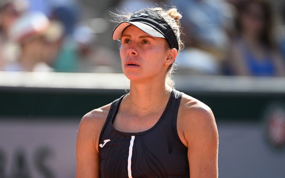 Magda Linette za burtą Roland Garros. Niedziela nie do końca dla nas