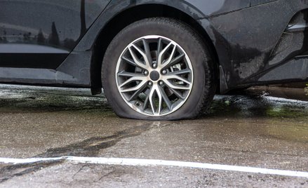 Autoserwis nie zapłaci za cudzy pojazd odstawiony na parking