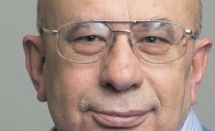Umowa przez telefon: nowe przepisy ograniczą telefoniczne biznesy