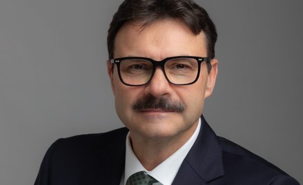 Prof. Mariusz Kuśmierczyk, kierownik Kliniki Chirurgii Serca, Klatki Piersiowej i Transplantologii W