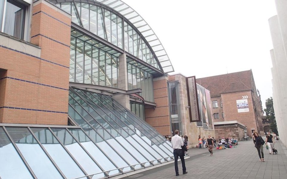 Budynek Muzeum Narodowego w Norymberdze